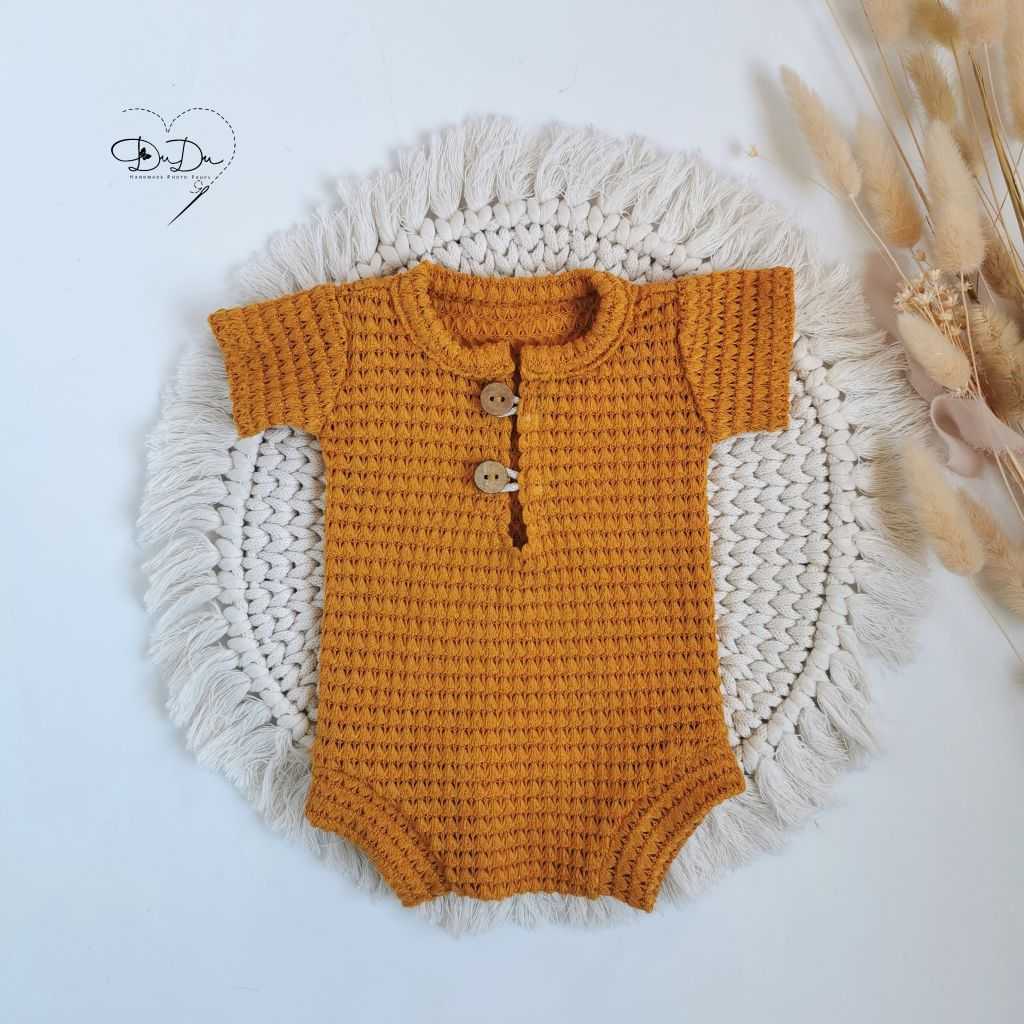 Miodowe body z guziczkami