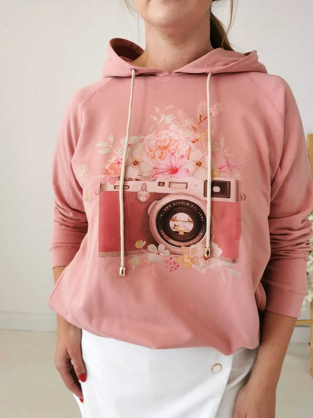 Różowa bluza z nadrukiem L/XL