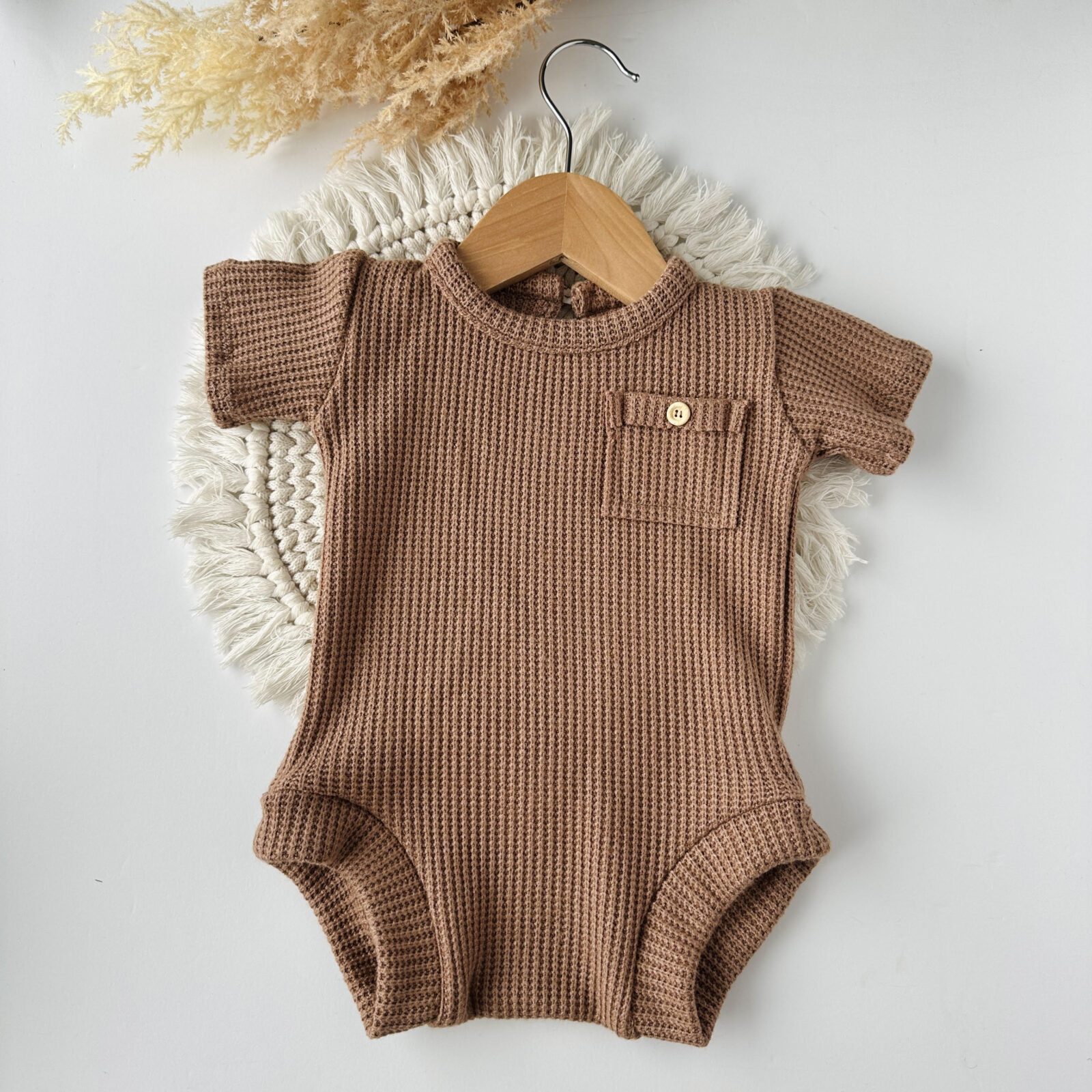 Brązowe body z kieszonką